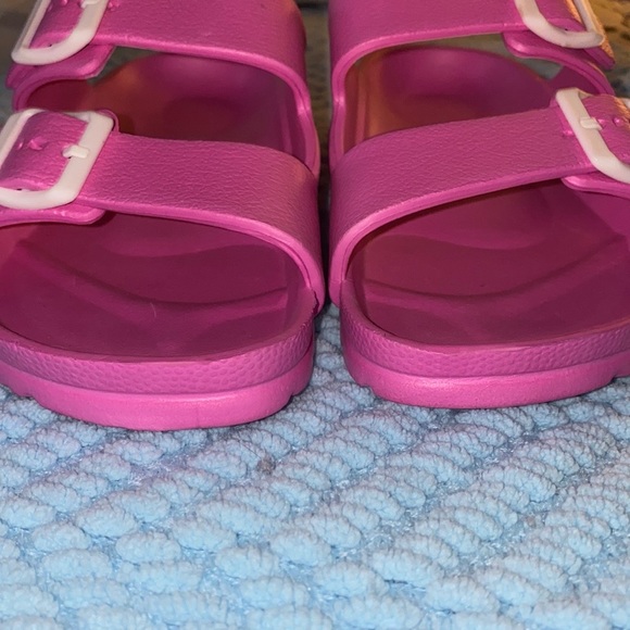 New Pink Sandals - Picture 2 of 5